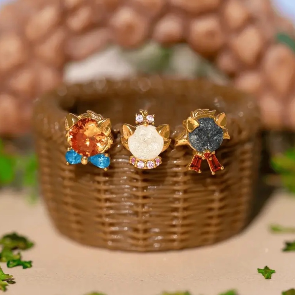 Disney’s The Aristocats Earring Set, Disney The Aristocats Marie Earring Set - Picture 4 of 5